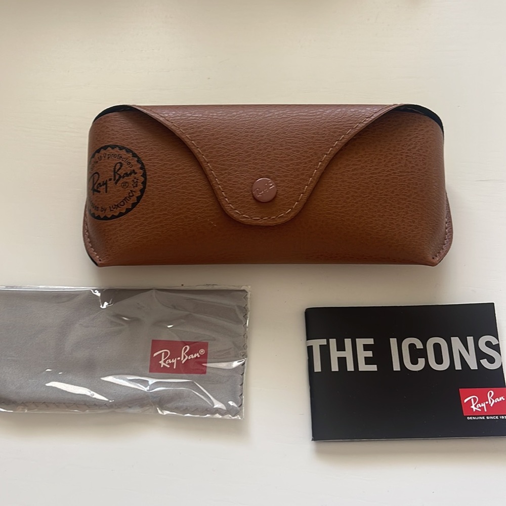 Ray-bans - Picture 3 of 3